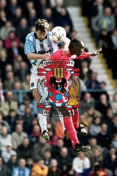 Clash of Heads: Coventry City's Gary Breen vs Liverpool's Emile Heskey (FA Carling Premiership, 28-04-2001)