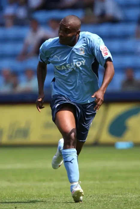 Framed Print : Clinton Morrison Leads Coventry City Charge Against Ipswich Town in Championship Showdown at Ricoh Arena (09-08-2009) Framed Print : Clinton Morrison Leads Coventry City Charge Against Ipswich Town in Championship Showdown at Ricoh Arena (09-08-2009)