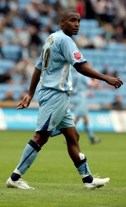 Framed Print : Clinton Morrison Leads Coventry City Against Norwich City in Coca-Cola Championship Clash at Ricoh Arena (09-08-2008)