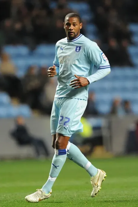 Framed Print : Clive Platt in Action: Coventry City vs. Southampton, Npower Championship (05-11-2011), Ricoh Arena Framed Print : Clive Platt in Action: Coventry City vs. Southampton, Npower Championship (05-11-2011), Ricoh Arena
