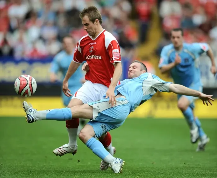 Framed Print : Coca-Cola Football Championship - Charlton Athletic v Coventry City - The Valley Framed Print : Coca-Cola Football Championship - Charlton Athletic v Coventry City - The Valley