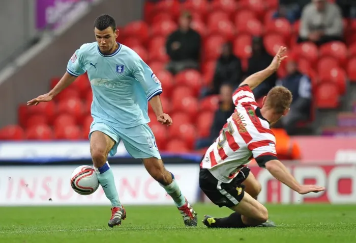 Framed Print : Conor Thomas Dodges Richard Naylor's Challenge: Coventry City vs Doncaster Rovers, Npower Championship Framed Print : Conor Thomas Dodges Richard Naylor's Challenge: Coventry City vs Doncaster Rovers, Npower Championship
