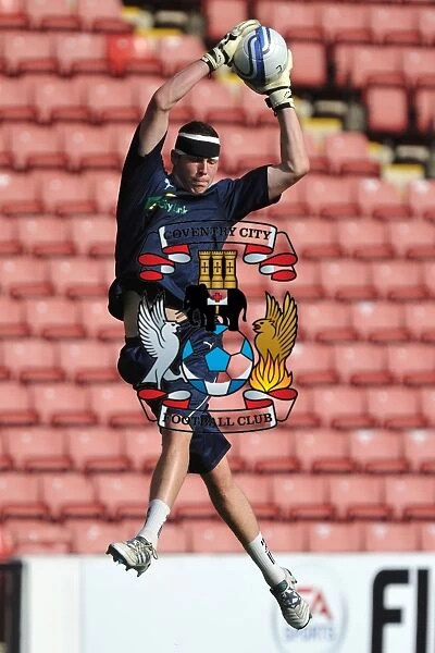 Coventry City FC: Chris Dunn in Pre-Match Warm-Up at Oakwell Stadium before Barnsley Clash (Npower Championship, 01-10-2011)