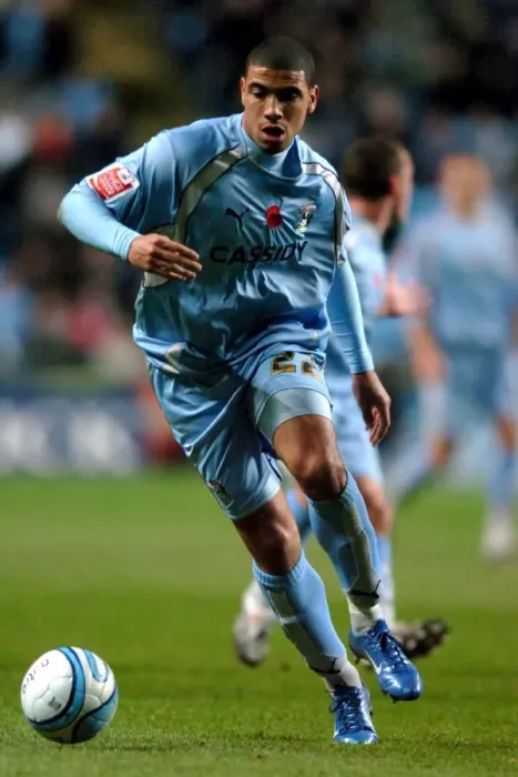 Framed Print : Coventry City FC vs. West Bromwich Albion: Leon Best's Championship Showdown at Ricoh Arena (12-11-2007) Framed Print : Coventry City FC vs. West Bromwich Albion: Leon Best's Championship Showdown at Ricoh Arena (12-11-2007)