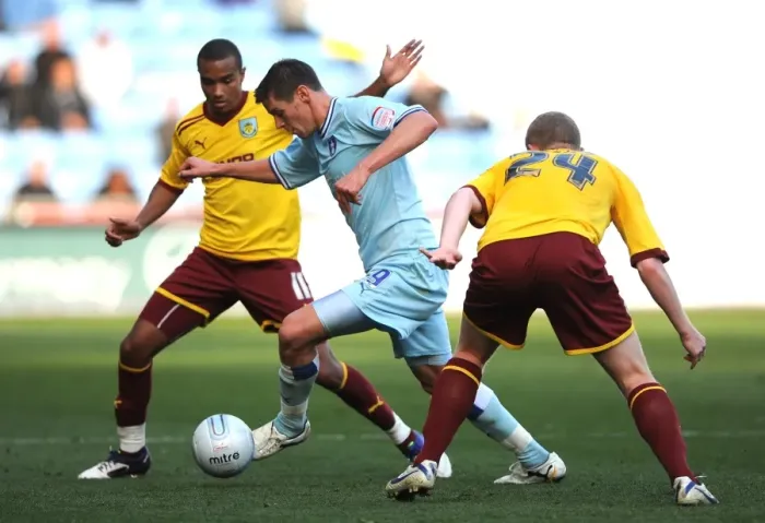 Framed Print : Coventry City vs Burnley: Lukas Jutkiewicz Fights for Possession in Npower Championship Match Framed Print : Coventry City vs Burnley: Lukas Jutkiewicz Fights for Possession in Npower Championship Match