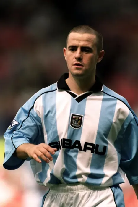 Framed Print : Coventry City vs Middlesbrough: David Thompson in Action (Premier League, August 19, 2000) Framed Print : Coventry City vs Middlesbrough: David Thompson in Action (Premier League, August 19, 2000)