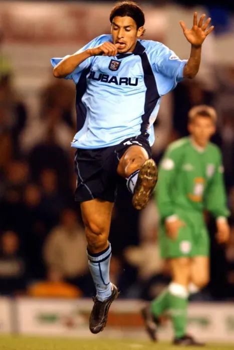 Framed Print : Coventry City vs Millwall: Youssef Chippo's Determination in Nationwide League Division One (12-04-2002) Framed Print : Coventry City vs Millwall: Youssef Chippo's Determination in Nationwide League Division One (12-04-2002)
