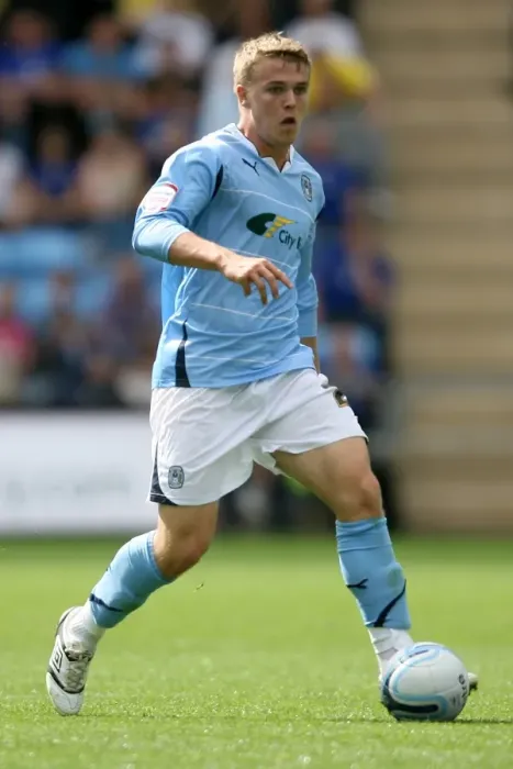 Framed Print : Coventry City's Danny Ward in Action Against Leicester City (Npower Championship, 2010) Framed Print : Coventry City's Danny Ward in Action Against Leicester City (Npower Championship, 2010)