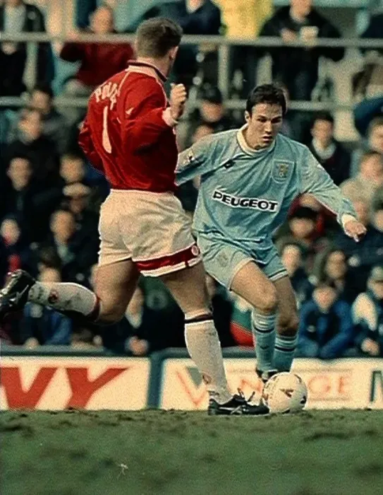 : Coventry City's Eion Jess Makes Debut: Coventry City vs Middlesbrough : Coventry City's Eion Jess Makes Debut: Coventry City vs Middlesbrough
