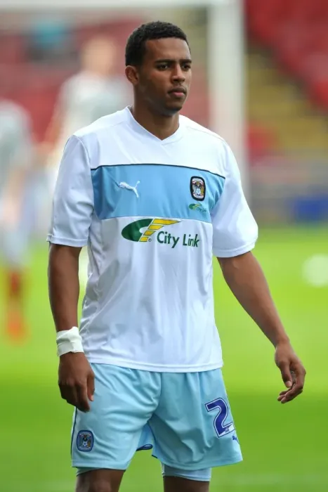 Framed Print : Cyrus Christie in Action: Coventry City vs Crewe Alexandra, Gresty Road (Npower League One, 01-09-2012) Framed Print : Cyrus Christie in Action: Coventry City vs Crewe Alexandra, Gresty Road (Npower League One, 01-09-2012)