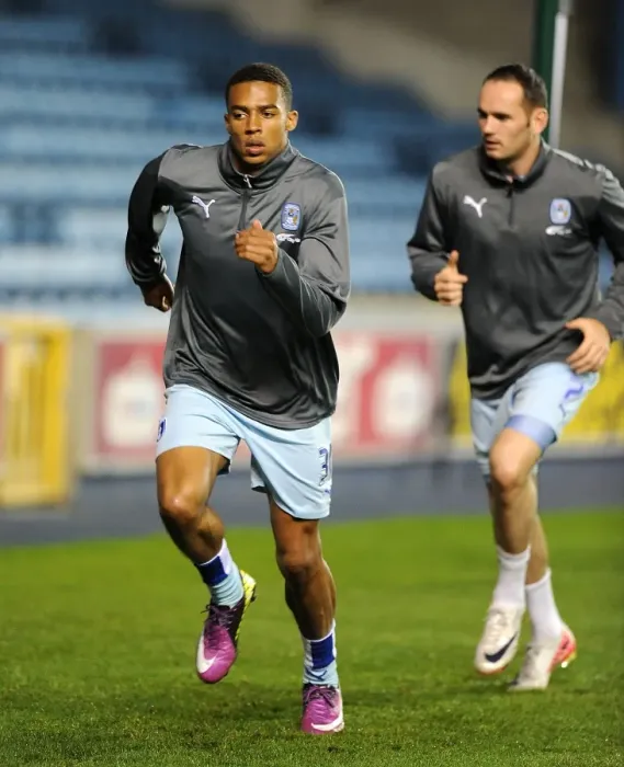 Framed Print : Cyrus Christie in Action: Coventry City vs Millwall at The Den, Championship 2011 Framed Print : Cyrus Christie in Action: Coventry City vs Millwall at The Den, Championship 2011