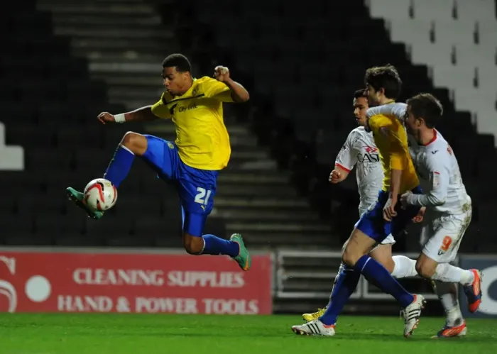 Framed Print : Cyrus Christie in Action: Coventry City vs Milton Keynes Dons at StadiumMK (December 2012) Framed Print : Cyrus Christie in Action: Coventry City vs Milton Keynes Dons at StadiumMK (December 2012)