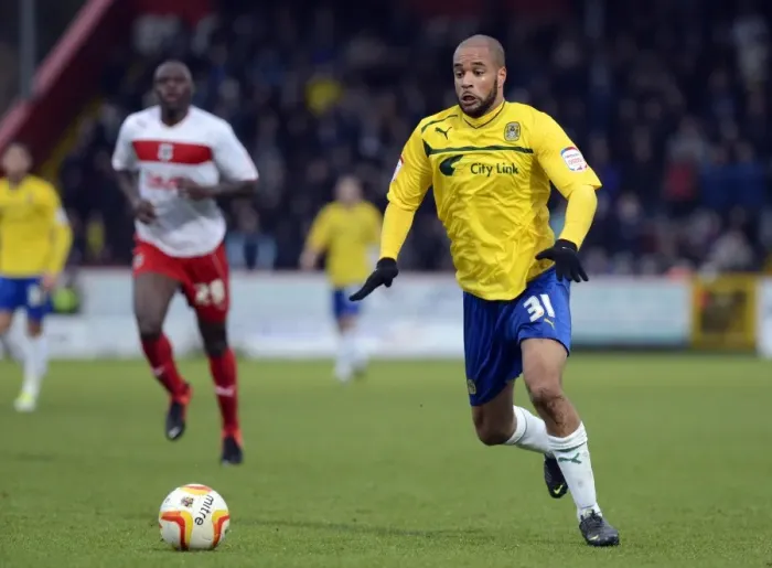 Framed Print : David McGoldrick in Action: Coventry City vs. Stevenage, Npower League One, Lamex Stadium (December 2012) Framed Print : David McGoldrick in Action: Coventry City vs. Stevenage, Npower League One, Lamex Stadium (December 2012)