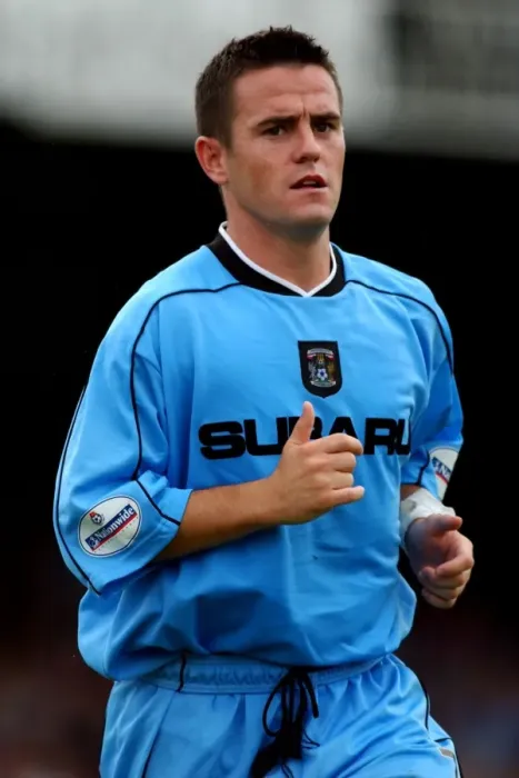 Framed Print : David Thompson in Action: Coventry City vs. Stockport County, Nationwide League Division One (August 11, 2001) Framed Print : David Thompson in Action: Coventry City vs. Stockport County, Nationwide League Division One (August 11, 2001)