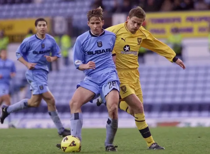 Framed Print : Delorge Under Pressure: Coventry City vs Wimbledon in Nationwide League Division One (01-12-2001) Framed Print : Delorge Under Pressure: Coventry City vs Wimbledon in Nationwide League Division One (01-12-2001)