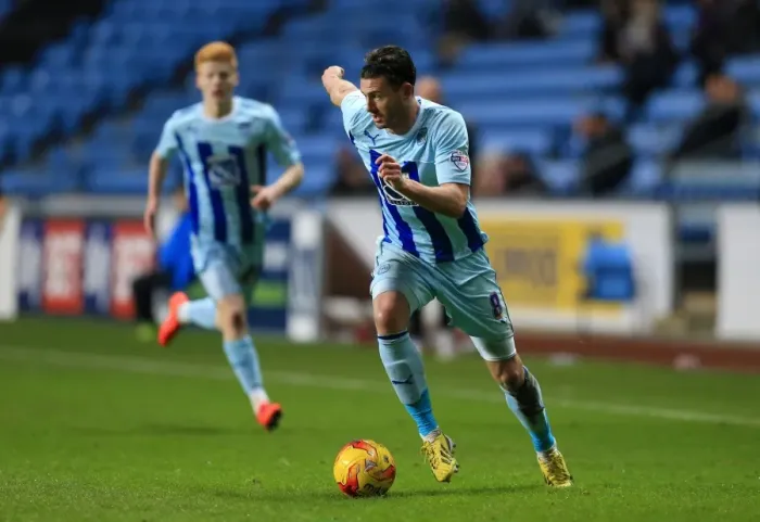 Framed Print : Determined Strike: Gary Madine Scores for Coventry City Against Chesterfield in Sky Bet League One at Ricoh Arena Framed Print : Determined Strike: Gary Madine Scores for Coventry City Against Chesterfield in Sky Bet League One at Ricoh Arena