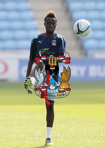 Gael Bigirimana in Action: Coventry City vs Portsmouth, Npower Championship (24-03-2012, Ricoh Arena)