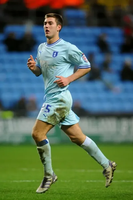 Framed Print : Gary Gardner vs Hull City: Npower Championship Showdown at Ricoh Arena (10-12-2011)