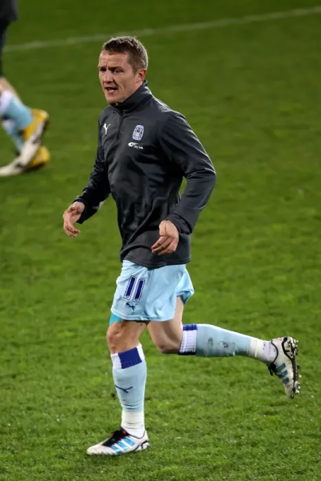 Framed Print : Gary McSheffrey in Action for Coventry City against Cardiff City, Npower Championship (21-03-2012) Framed Print : Gary McSheffrey in Action for Coventry City against Cardiff City, Npower Championship (21-03-2012)