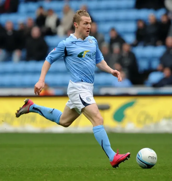 Framed Print : Gary McSheffrey of Coventry City vs. Queens Park Rangers in Npower Championship Match at Ricoh Arena (28-12-2010) Framed Print : Gary McSheffrey of Coventry City vs. Queens Park Rangers in Npower Championship Match at Ricoh Arena (28-12-2010)