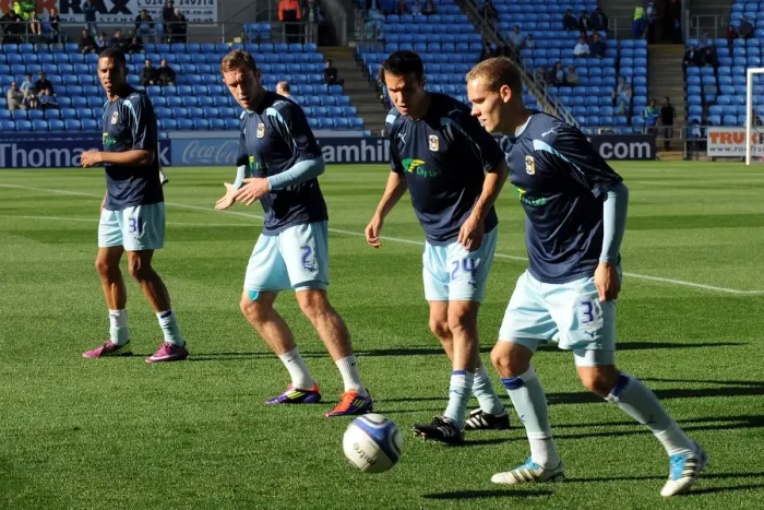 Framed Print : Gear Up: Coventry City vs Nottingham Forest in Npower Championship Clash at Ricoh Arena (15-10-2011)