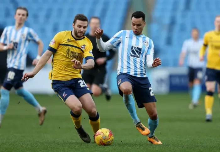 Framed Print : Jacob Murphy vs Jamie Ness: Intense Rivalry in Coventry City vs Scunthorpe United (Sky Bet League One)