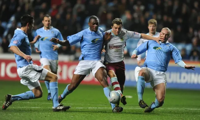 Framed Print : Jay Rodriguez Tries to Break Through Coventry City Defense in Npower Championship Match (Coventry City vs. Burnley, 20-11-2010, Ricoh Arena) Framed Print : Jay Rodriguez Tries to Break Through Coventry City Defense in Npower Championship Match (Coventry City vs. Burnley, 20-11-2010, Ricoh Arena)