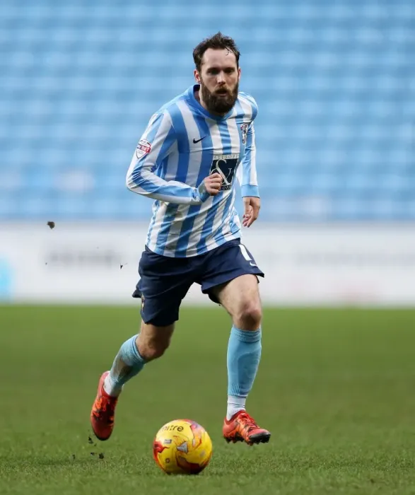 Framed Print : Jim O'Brien in Action: Coventry City vs Scunthorpe United, Sky Bet League One, Ricoh Arena Framed Print : Jim O'Brien in Action: Coventry City vs Scunthorpe United, Sky Bet League One, Ricoh Arena