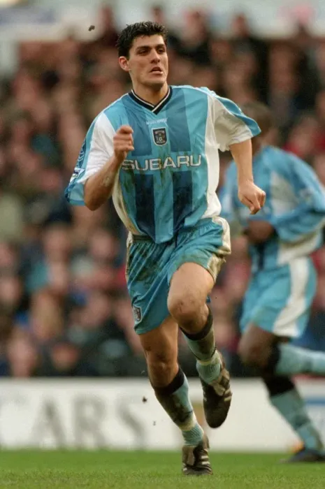 Framed Print : John Aloisi at Villa Park: Aston Villa vs. Coventry City, FA Carling Premiership (1999) Framed Print : John Aloisi at Villa Park: Aston Villa vs. Coventry City, FA Carling Premiership (1999)