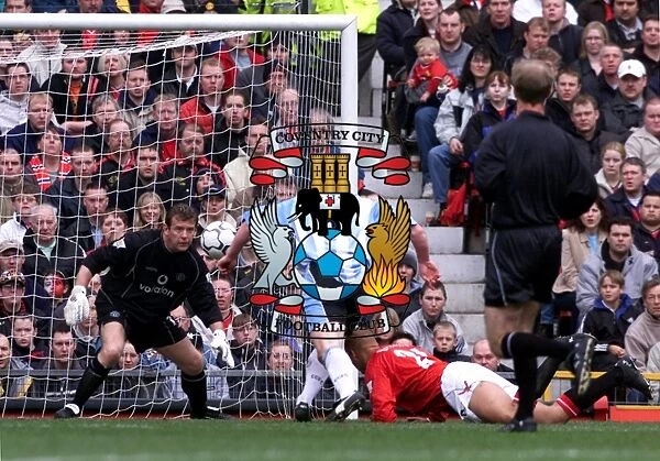 John Hartson's Stunner: Coventry City's Shocking FA Carling Premiership Victory Against Manchester United (14-04-2001)
