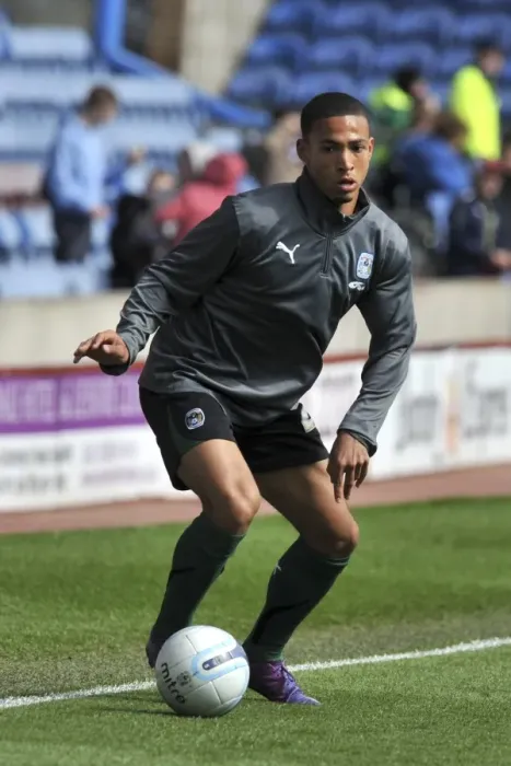 Framed Print : Jordan Clarke Focused: Coventry City's Pre-Match Ritual at Burnley's Turf Moor (Npower Championship, 14-04-2012) Framed Print : Jordan Clarke Focused: Coventry City's Pre-Match Ritual at Burnley's Turf Moor (Npower Championship, 14-04-2012)