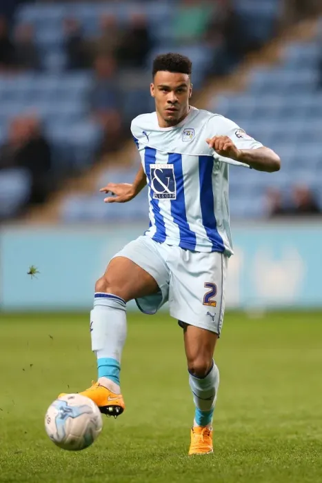 Framed Print : Jordan Willis in Action: Coventry City vs Oldham Athletic (Sky Bet League One, Ricoh Arena) Framed Print : Jordan Willis in Action: Coventry City vs Oldham Athletic (Sky Bet League One, Ricoh Arena)