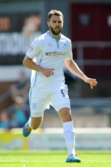Framed Print : Josh McQuoid Scores the Winning Goal for Coventry City at Valley Parade Stadium against Bradford City (Sky Bet League One) Framed Print : Josh McQuoid Scores the Winning Goal for Coventry City at Valley Parade Stadium against Bradford City (Sky Bet League One)