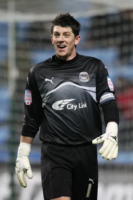 Framed Print : Keiren Westwood Stands Firm: Coventry City vs Nottingham Forest Npower Championship Showdown (01-02-2011) Framed Print : Keiren Westwood Stands Firm: Coventry City vs Nottingham Forest Npower Championship Showdown (01-02-2011)