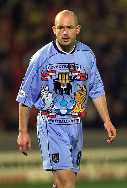 Lee Carsley vs Barnsley: Intense Action in Coventry City's Division One Clash (25-09-2001)