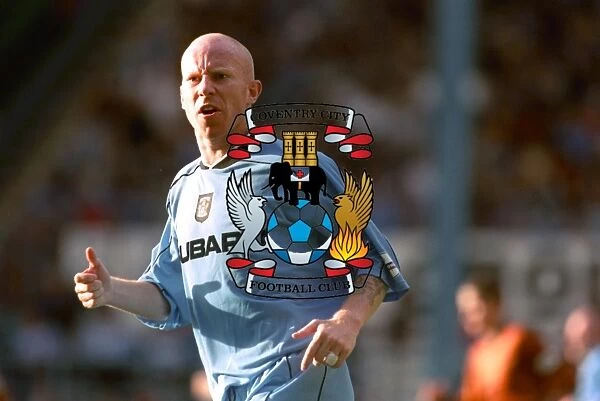 Lee Hughes in Action: Coventry City vs. Wolverhampton Wanderers, Nationwide League Division One (August 19, 2001)