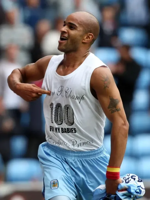 Framed Print : Leon McKenzie's Thrilling Goal Celebration: Coventry City vs Norwich City in the Coca-Cola Football Championship (09-08-2008) Framed Print : Leon McKenzie's Thrilling Goal Celebration: Coventry City vs Norwich City in the Coca-Cola Football Championship (09-08-2008)