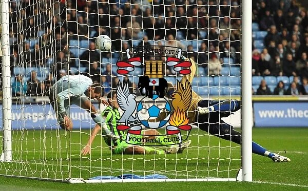 Lucas Jutkiewicz Scores Coventry City's Second Goal Against Brighton & Hove Albion in Championship Match (December 2011)