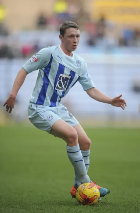 Framed Print : Matthew Pennington in Action: Coventry City vs Walsall (Sky Bet League One) at Ricoh Arena