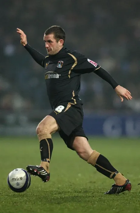Framed Print : Michael Doyle in Action: Coventry City vs. Queens Park Rangers, Championship (10-01-2009) Framed Print : Michael Doyle in Action: Coventry City vs. Queens Park Rangers, Championship (10-01-2009)