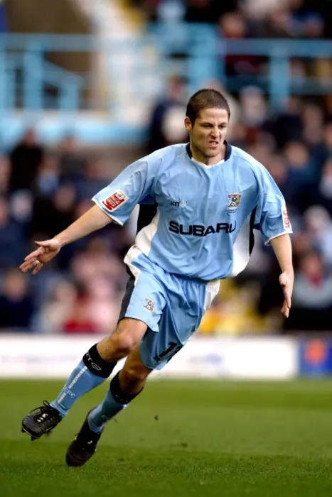 Framed Print : Michael Doyle in Action: Coventry City vs Burnley (Highfield Road, 12-02-2005) Framed Print : Michael Doyle in Action: Coventry City vs Burnley (Highfield Road, 12-02-2005)