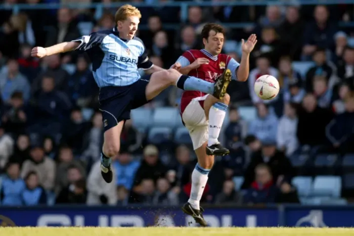 Framed Print : Nationwide League Division One - Coventry City v Burnley Framed Print : Nationwide League Division One - Coventry City v Burnley