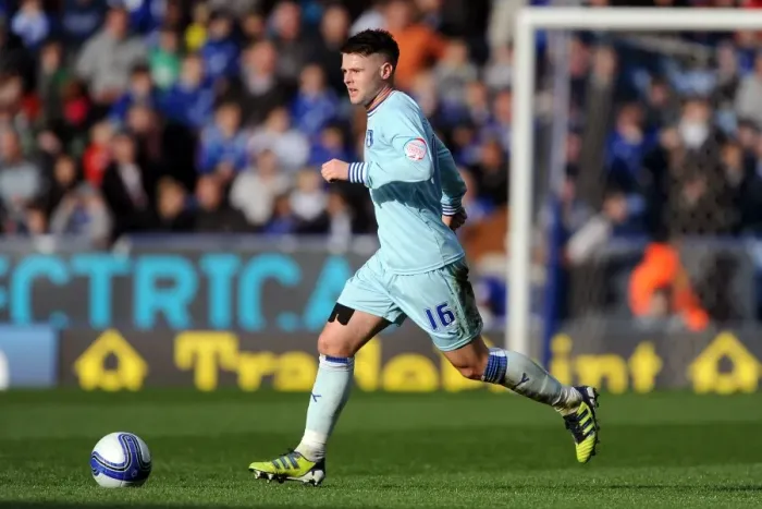 Framed Print : Oliver Norwood at The King Power Stadium: Coventry City vs. Leicester City, Npower Football League Championship (03-03-2012) Framed Print : Oliver Norwood at The King Power Stadium: Coventry City vs. Leicester City, Npower Football League Championship (03-03-2012)