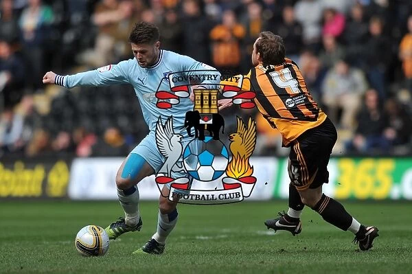 Oliver Norwood Outsmarts Paul McKenna: Coventry City vs. Hull City, Npower Championship (31-03-2012)