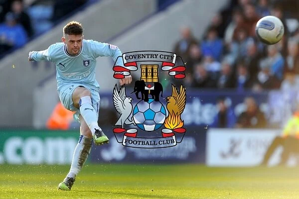 Oliver Norwood vs Leicester City: Coventry City's Midfield Battle in Championship Showdown (03-03-2012)