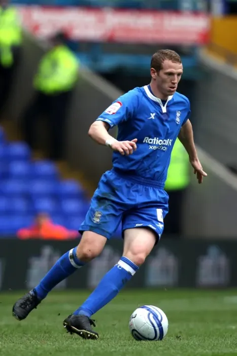 Framed Print : Peter Ramage Faces Off Against Birmingham City in Intense Npower Championship Clash at Ashton Gate (09-04-2012) Framed Print : Peter Ramage Faces Off Against Birmingham City in Intense Npower Championship Clash at Ashton Gate (09-04-2012)
