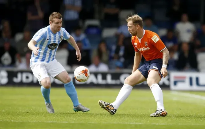 Framed Print : Pre-Season Showdown: Green vs. Fleck at Kenilworth Road - Luton Town vs. Coventry City