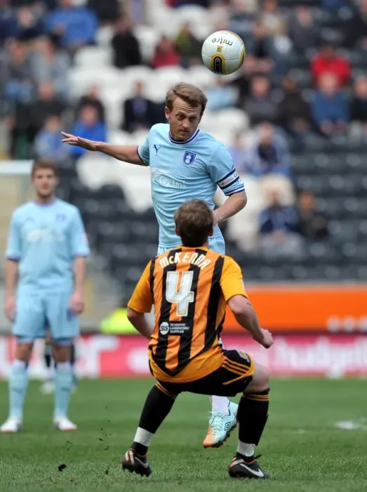 Framed Print : Sammy Clingan: Coventry City vs. Hull City, Npower Championship (31-03-2012) - In Action Framed Print : Sammy Clingan: Coventry City vs. Hull City, Npower Championship (31-03-2012) - In Action