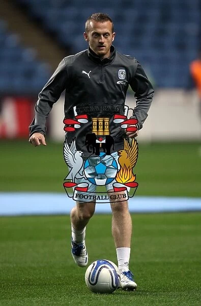Sammy Clingan: Intense Focus during Coventry City's Pre-Match Warm-Up vs. Cardiff City (Npower Championship, 22-11-2011)