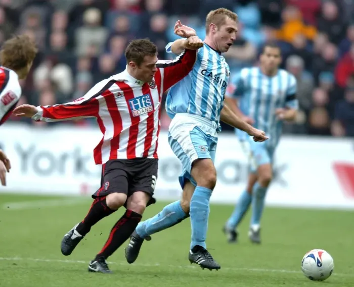 Framed Print : Scowcroft vs Horsfield: Coventry City vs Sheffield United Clash in Coca-Cola Championship (11-03-2006) Framed Print : Scowcroft vs Horsfield: Coventry City vs Sheffield United Clash in Coca-Cola Championship (11-03-2006)